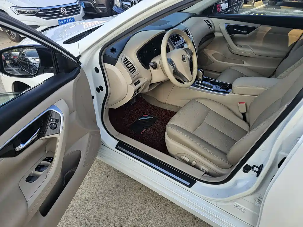 Nissan Teana 2013