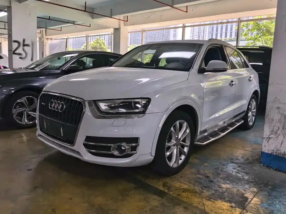 Audi Q3 2013 — фото 1