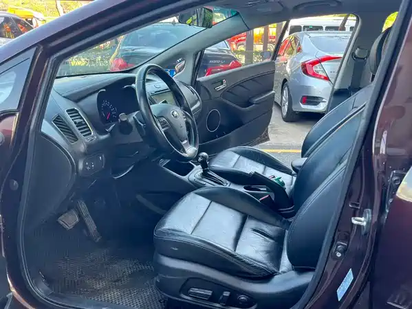 Kia K3 2013