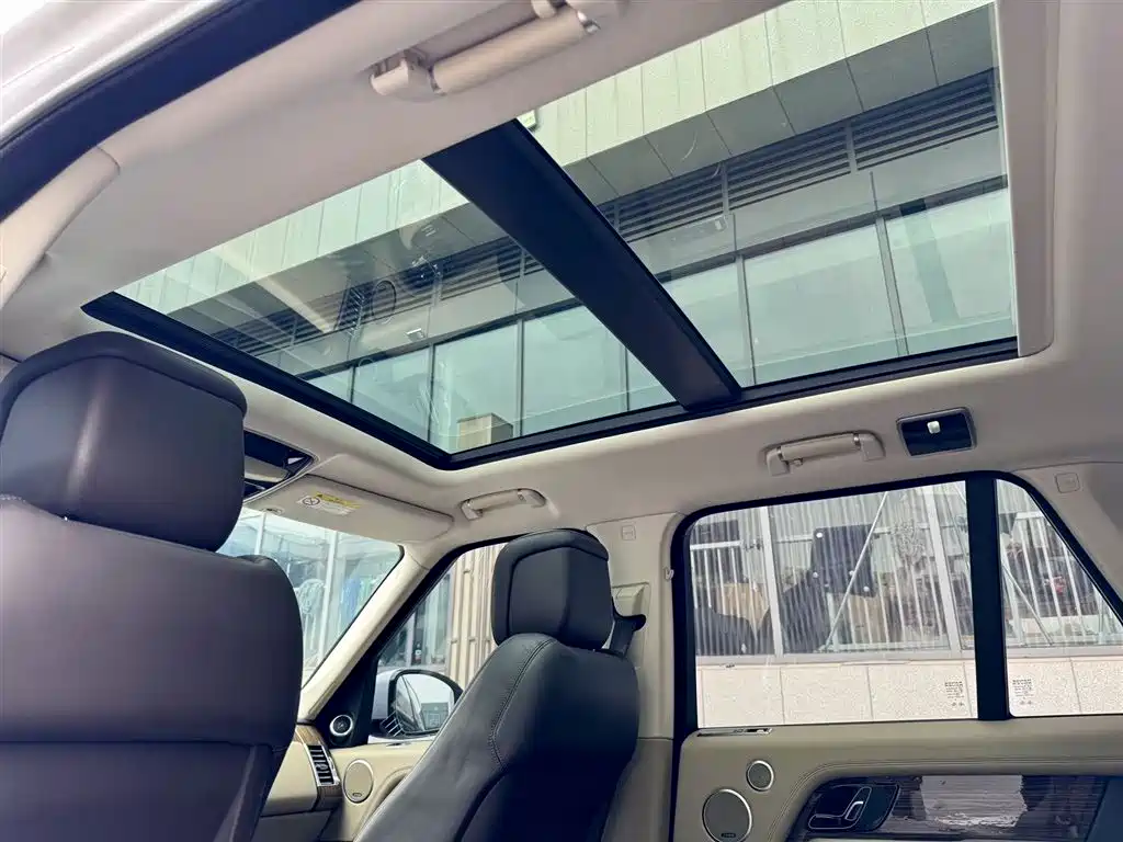 Land Rover Range Rover 2018 — фото 14