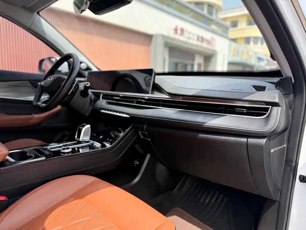 Chery Tiggo 8 PLUS 2022 — фото 10