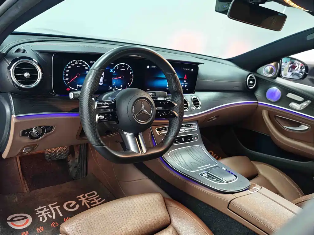 Mercedes-Benz E-Class 2022