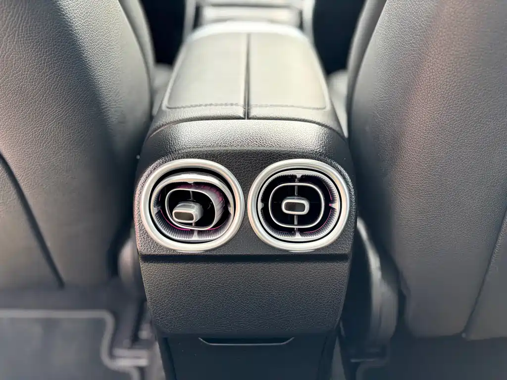 Mercedes-Benz C-Class New Energy 2024 — фото 17