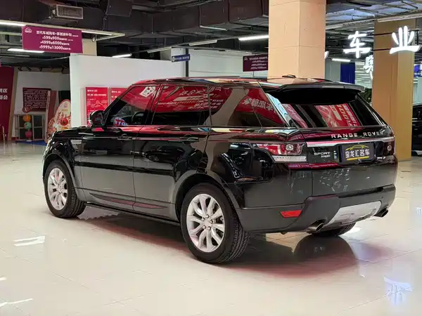 Land Rover Range Rover Sport 2015