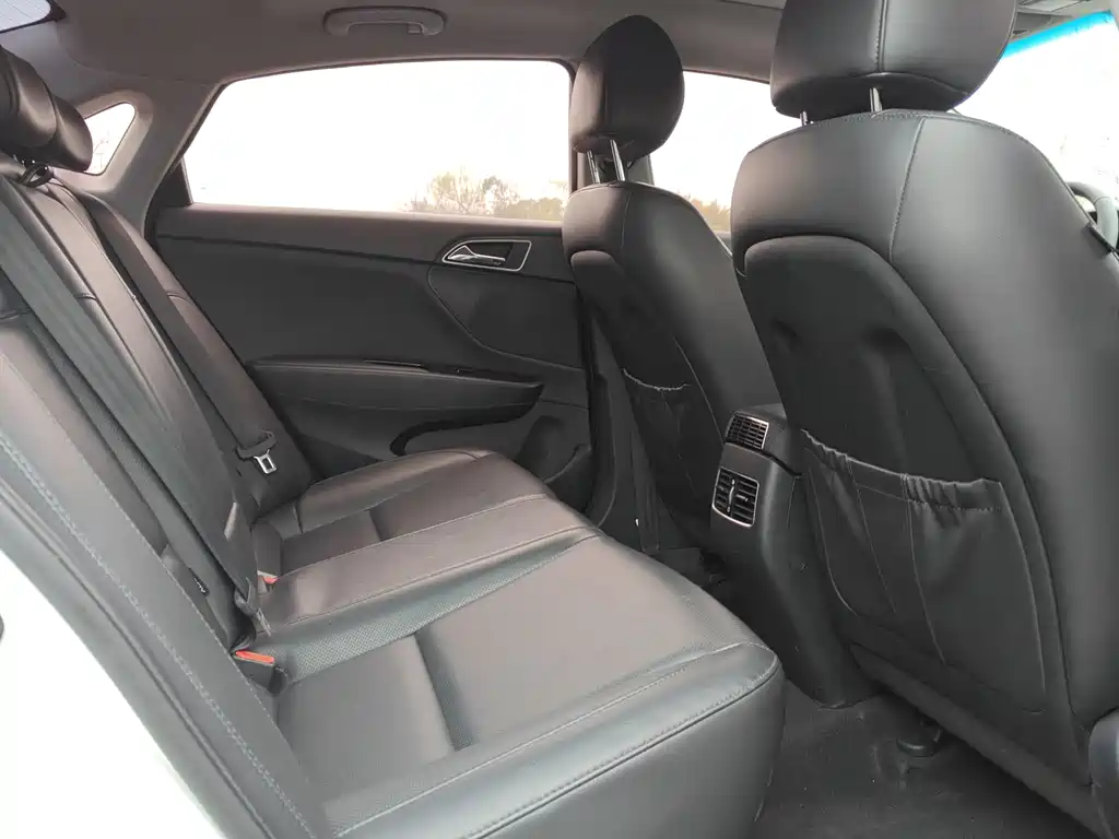 Hyundai Mistra 2016 — фото 13