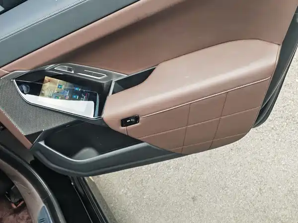 BMW i7 2024
