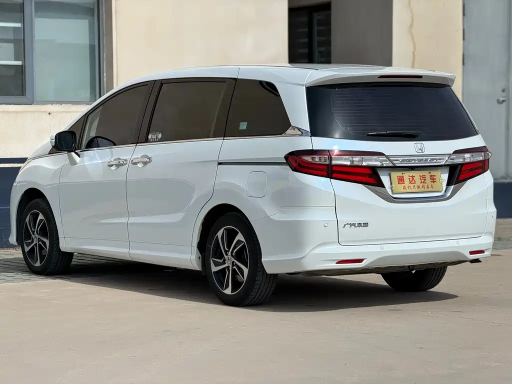 Honda Odyssey 2018 — фото 5