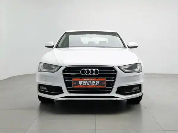Audi A4L 2015