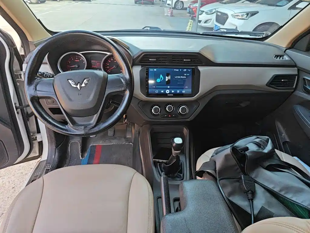 Wuling Hongguang 2019 — фото 10