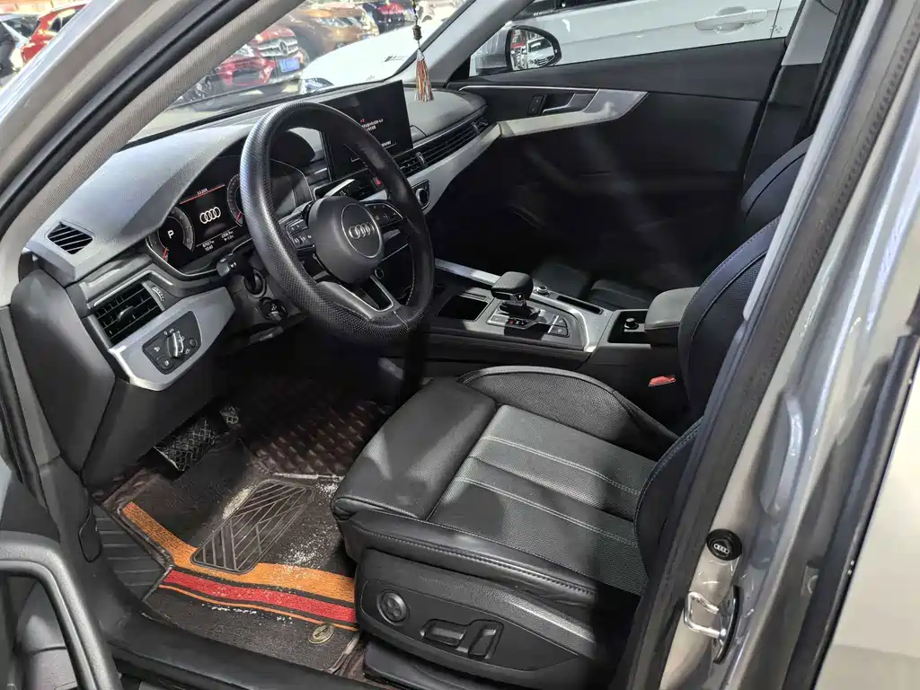 Audi A4L 2021
