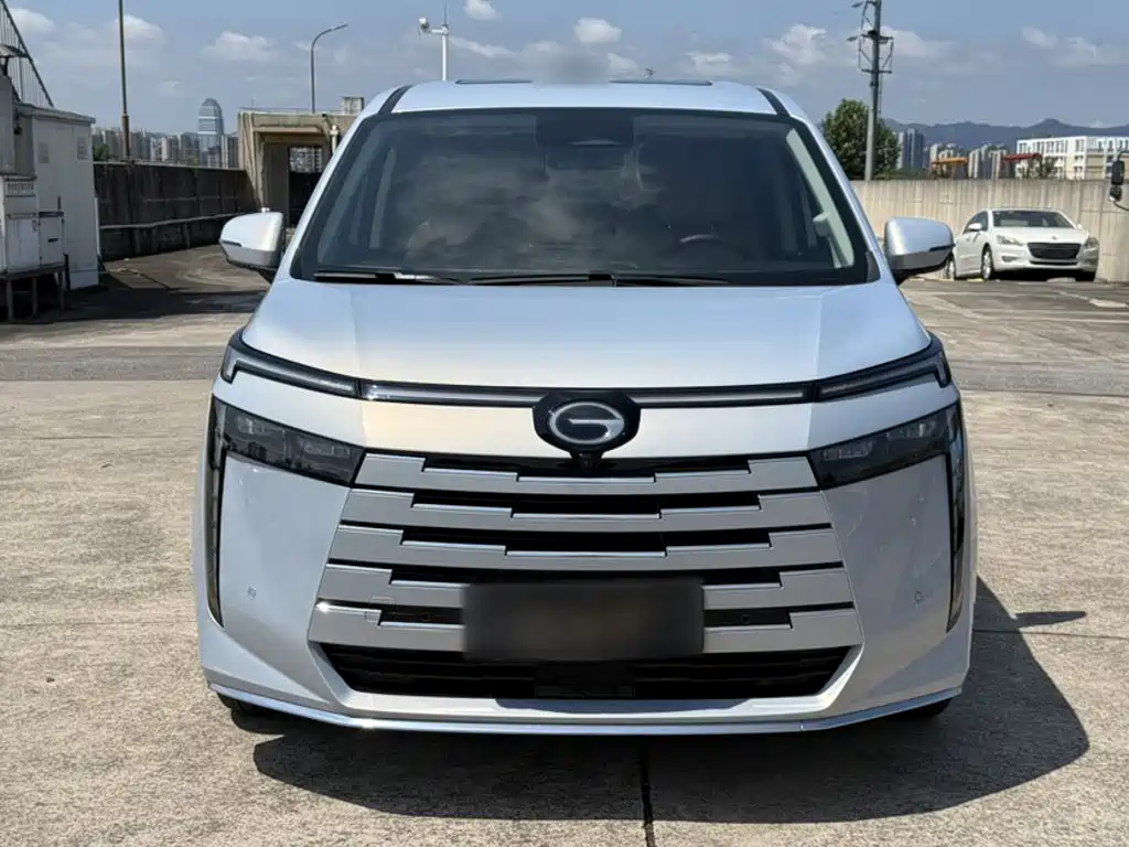 GAC Trumpchi E8 PHEV 2024 — фото 13