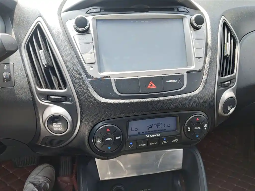Hyundai ix35 2014 — фото 13