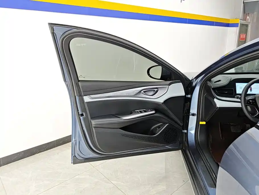 BYD Seal 2023 — фото 7
