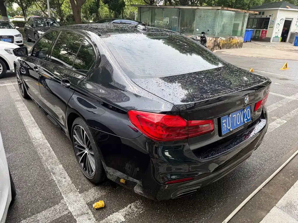 BMW 5 Series 2019 — фото 17