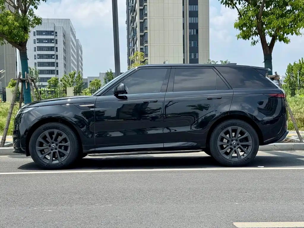 Land Rover Range Rover Sport 2024 — фото 3