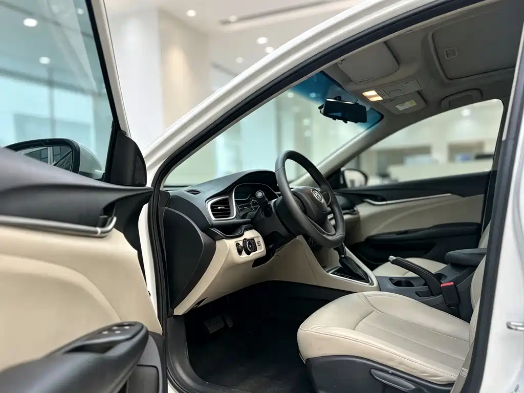 Buick Excelle 2020