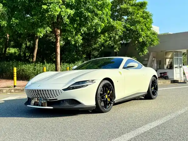 Ferrari Roma 2022