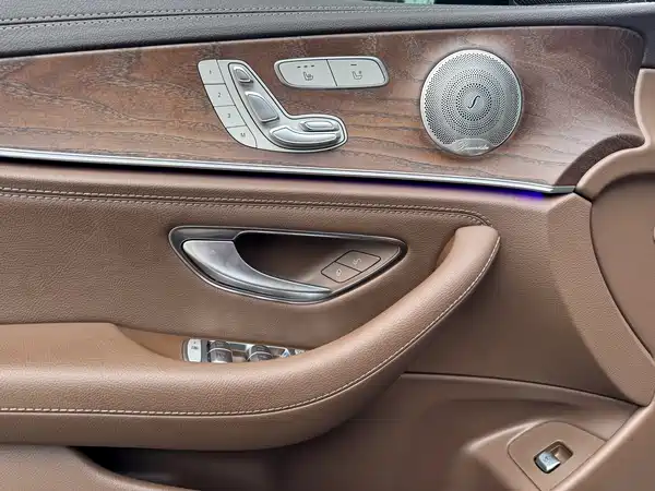 Mercedes-Benz E-Class 2023