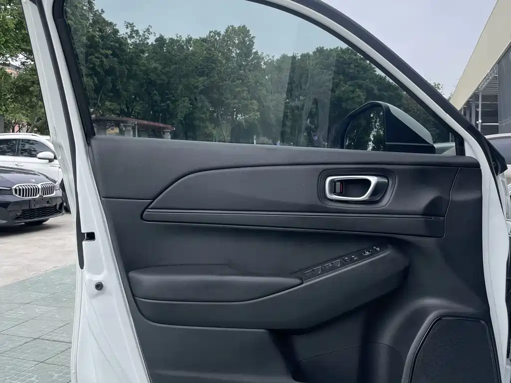 Honda Vezel 2023 — фото 13