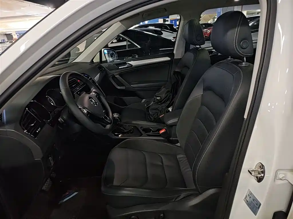 Volkswagen Tiguan L 2019 — фото 15