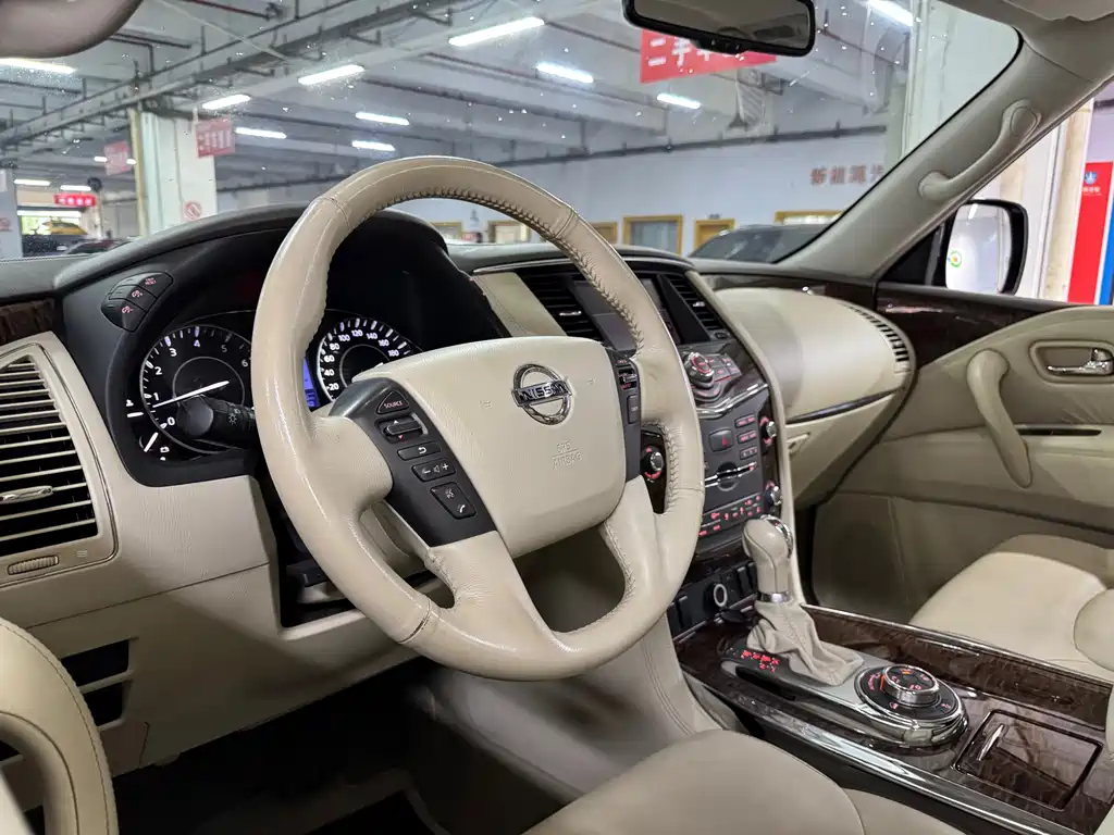 Nissan Patrol 2017 — фото 15
