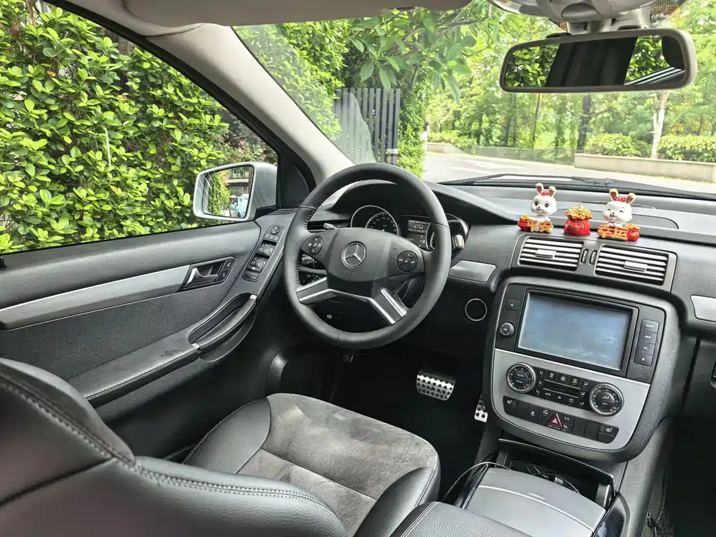 Mercedes-Benz R-Class 2014 — фото 16