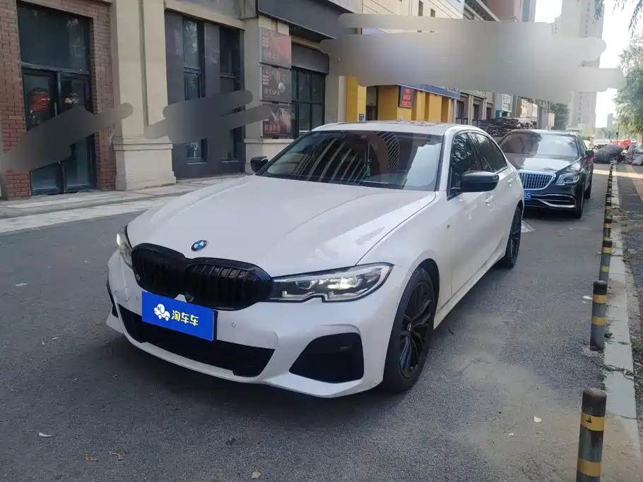 BMW 3 Series 2022