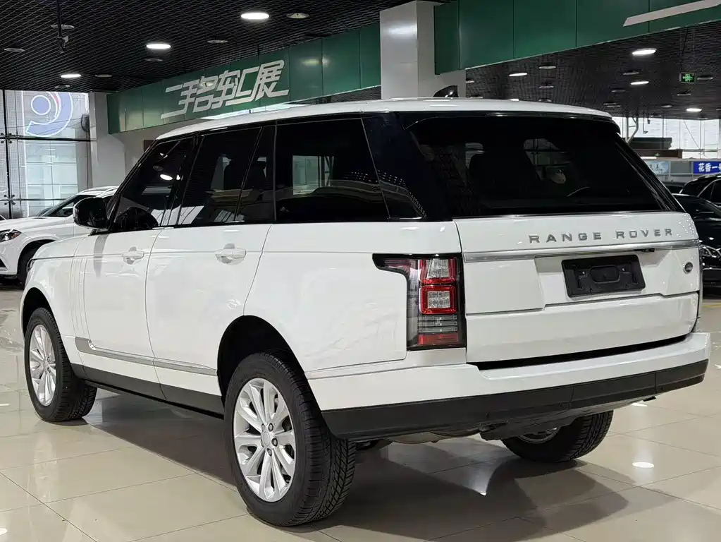 Land Rover Range Rover 2018 — фото 14