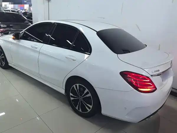 Mercedes-Benz C-Class 2017