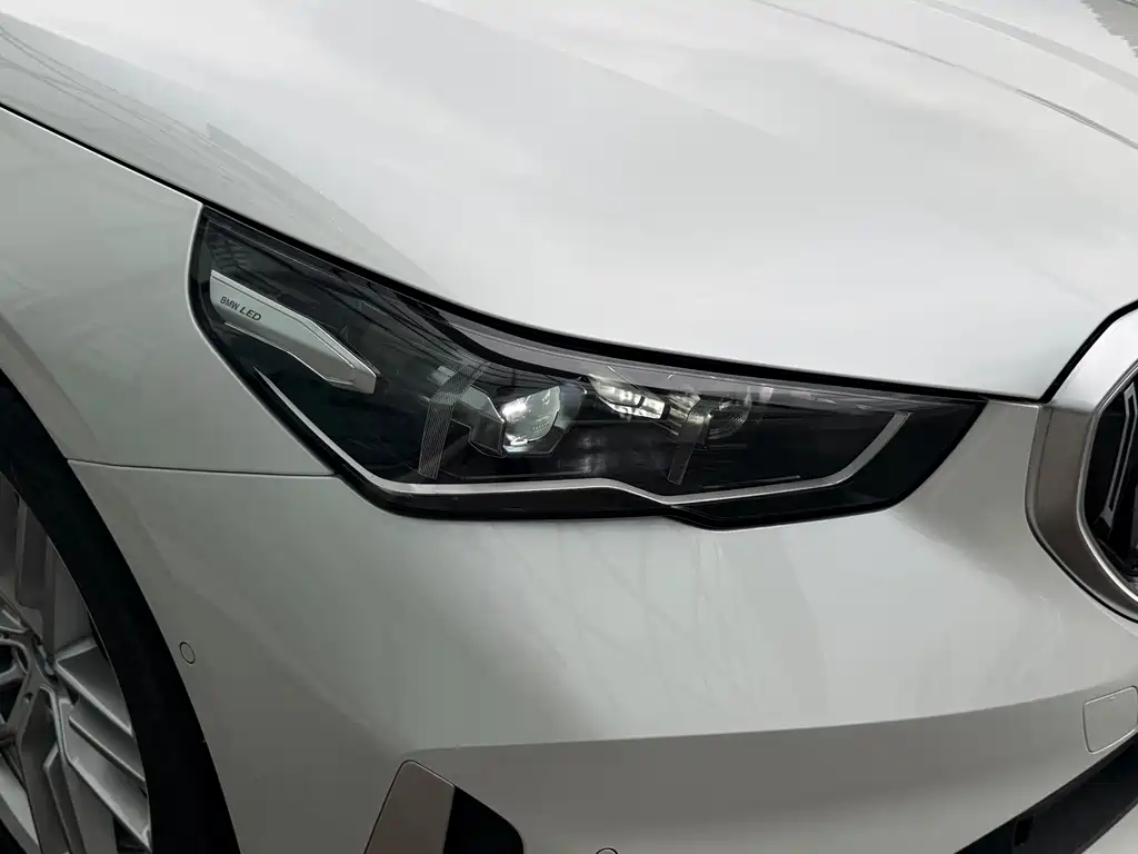 BMW 5 Series 2024