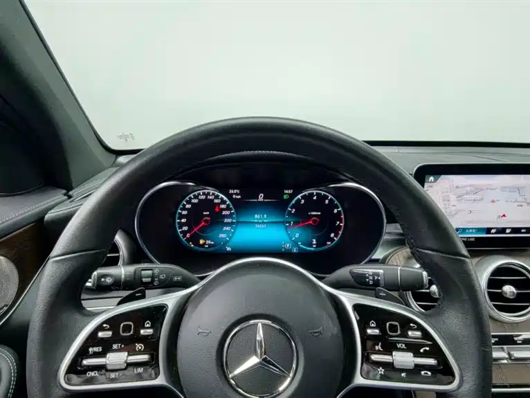 Mercedes-Benz GLC 2023 — фото 11