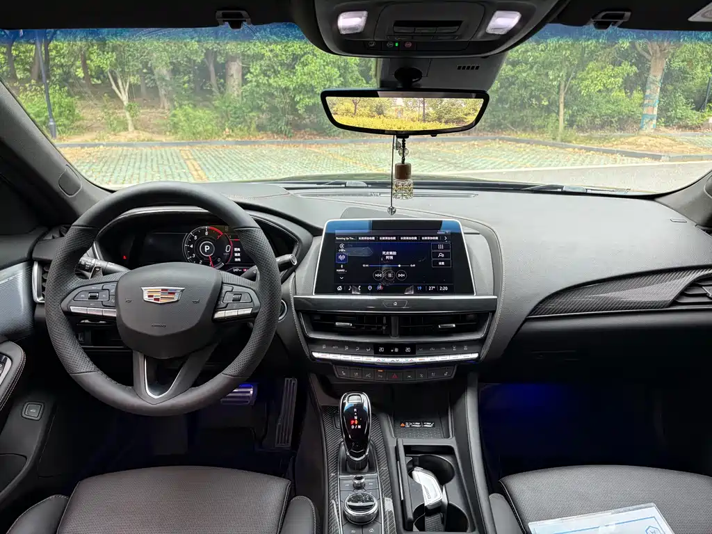 Cadillac CT5 2023 — фото 6