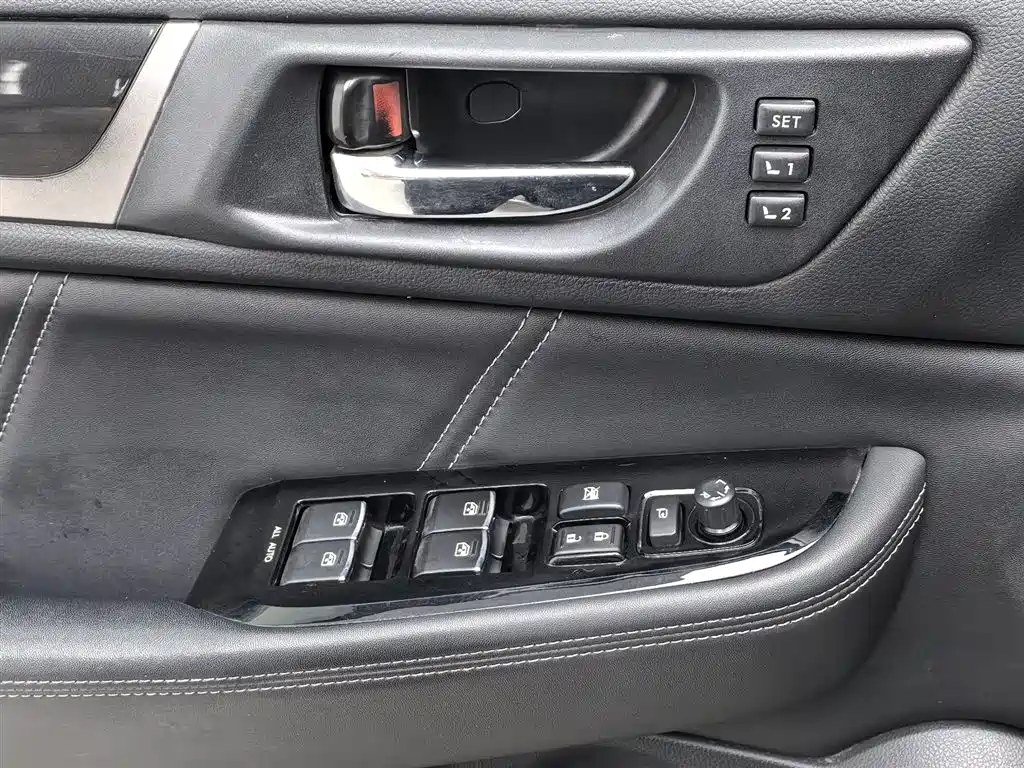 Subaru Outback 2018 — фото 9