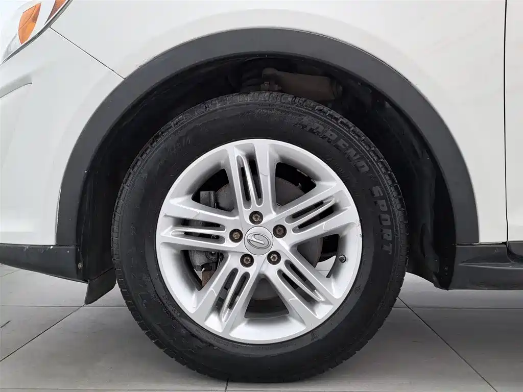 GAC Motor Trumpchi GS5 2014 — фото 17