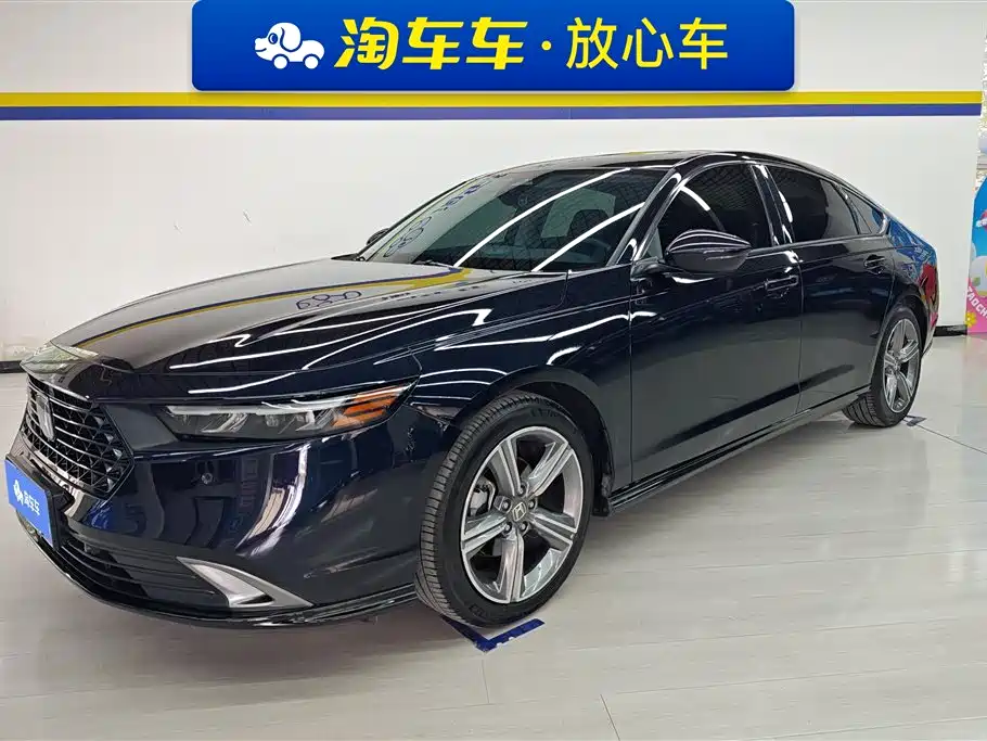 Honda Accord 2023 — фото 1