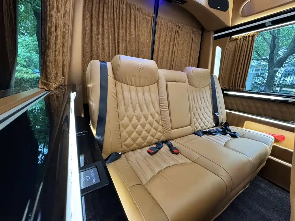 Mercedes-Benz Sprinter 2017 — фото 15