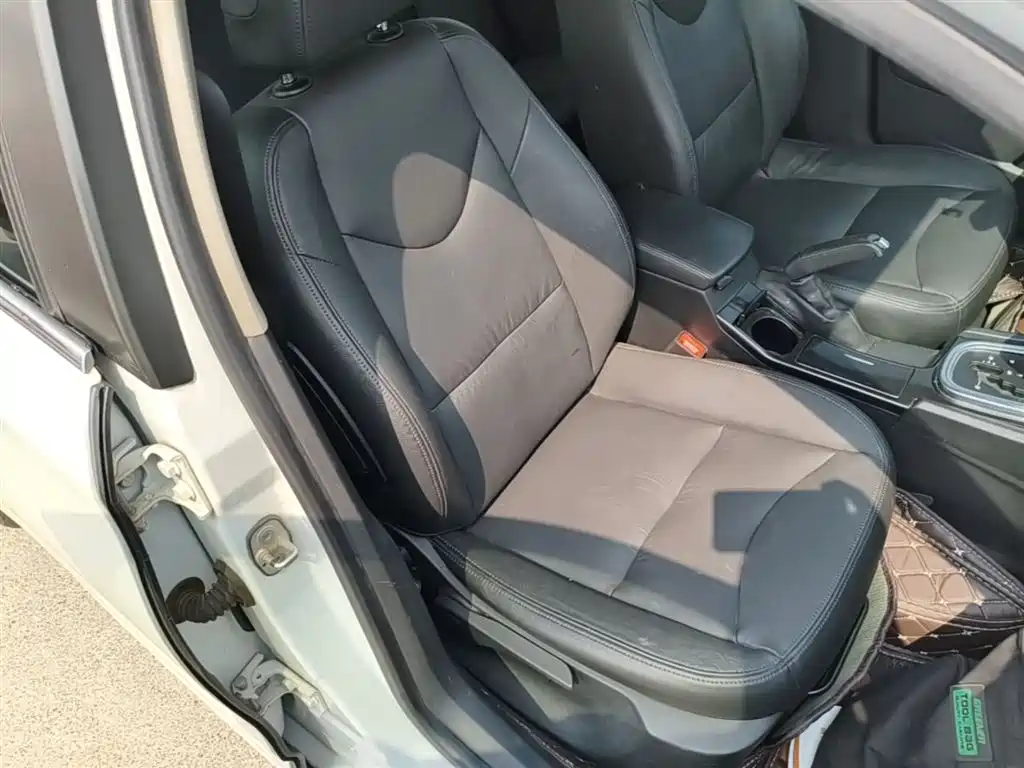 Citroen C4L 2017 — фото 16
