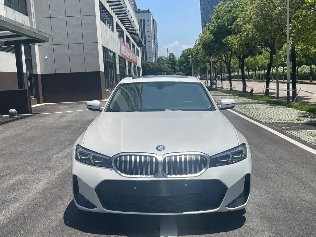 BMW 3 Series 2022