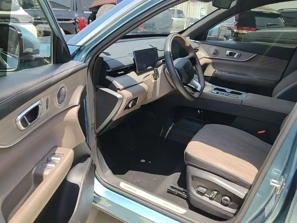 Chery Tiggo 8 PLUS C-DM 2024 — фото 16