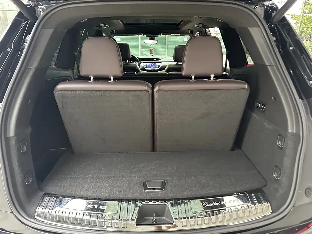 Cadillac XT6 2022 — фото 19