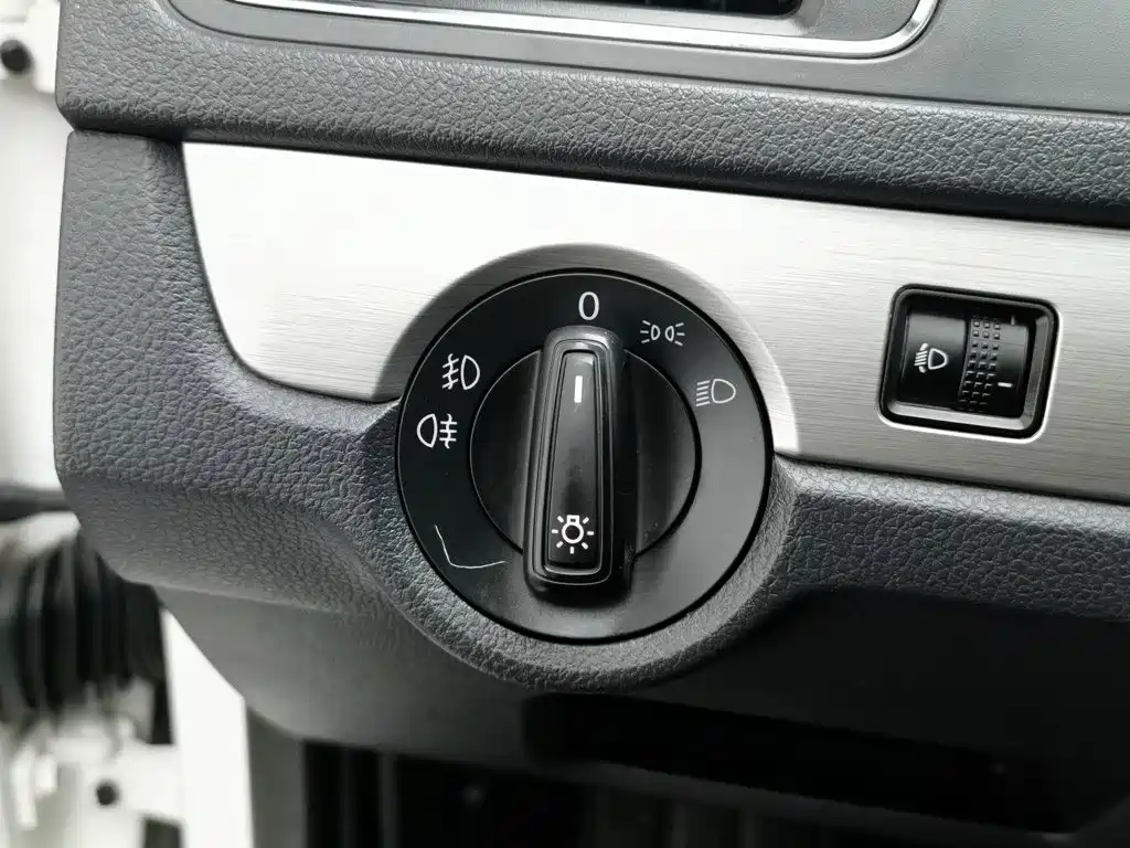 Volkswagen Lavida 2015 — фото 21