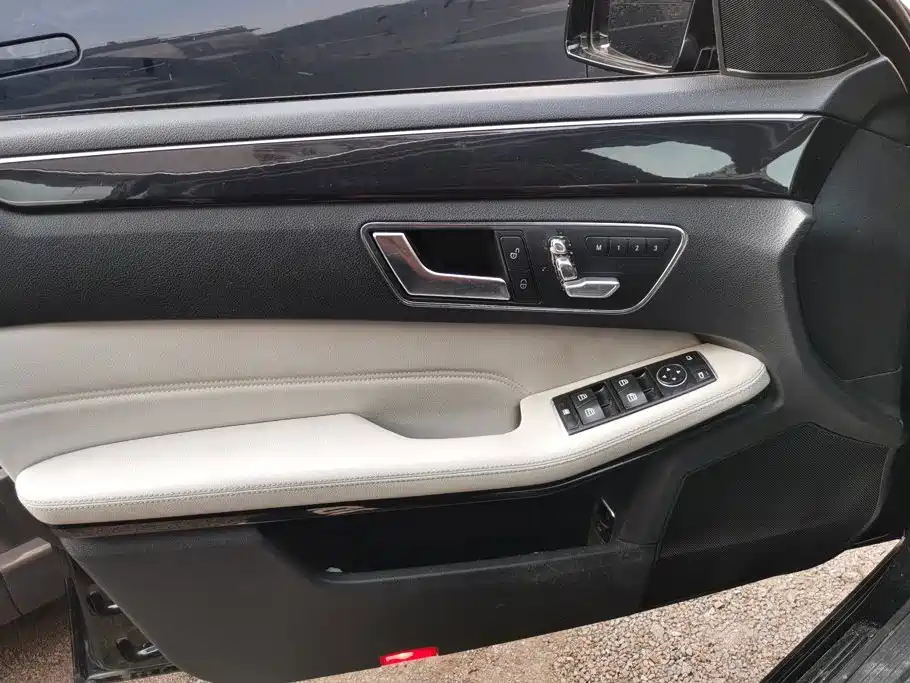 Mercedes-Benz E-Class 2014