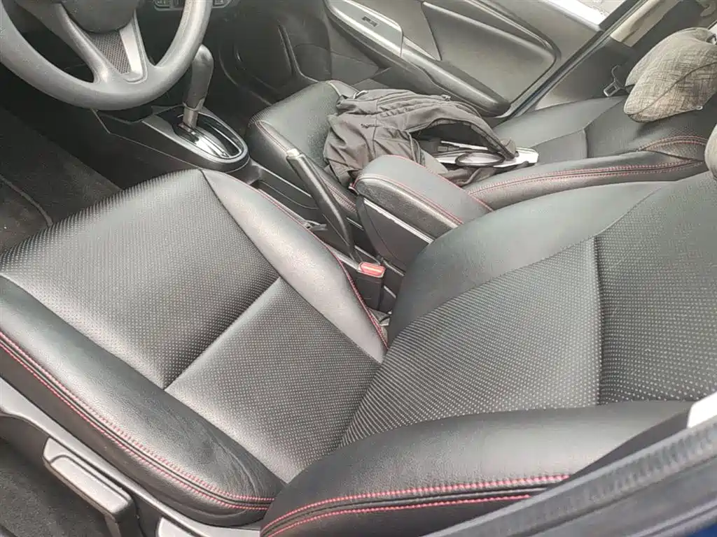 Honda Fit 2017 — фото 15