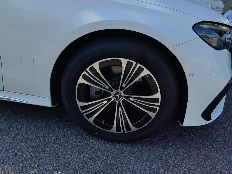 Mercedes-Benz E-Class 2026