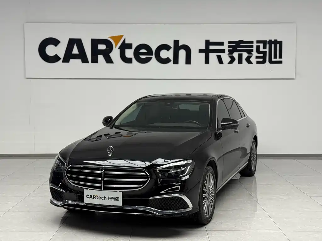 Mercedes-Benz E-Class 2022 — фото 1