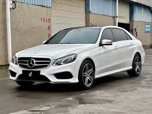 Mercedes-Benz E-Class 2015