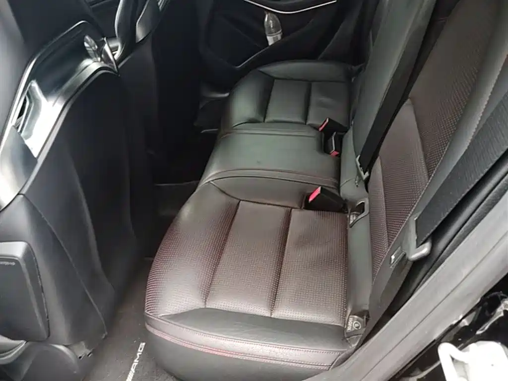 Mercedes-Benz GLA AMG 2016 — фото 17