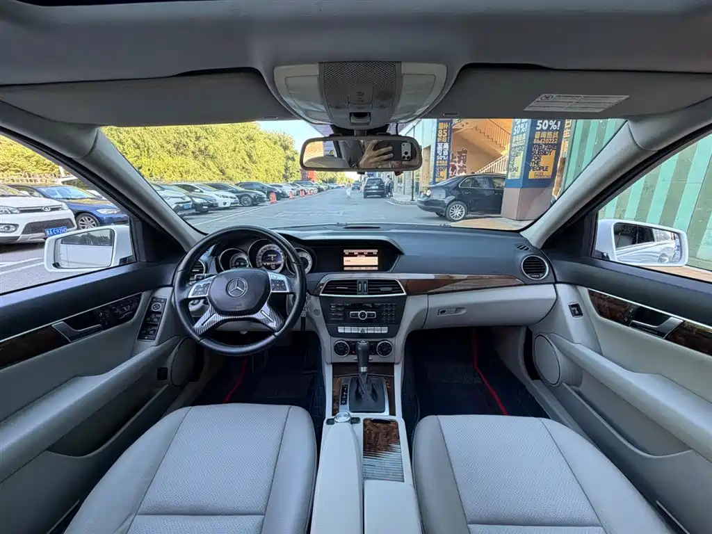 Mercedes-Benz C-Class 2013 — фото 4