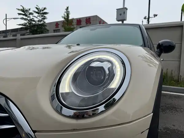 MINI Clubman 2016