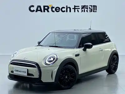 MINI MINI 2022